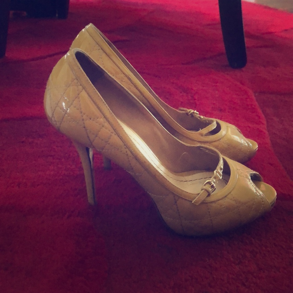 Christian Dior Cannage Buckle Pump Beige Clair